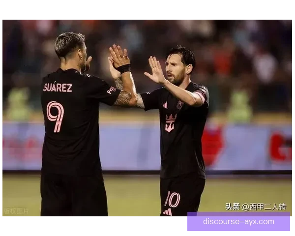 梅西首次亮相美国职业足球联赛取得两球助攻 助迈阿密国际大胜